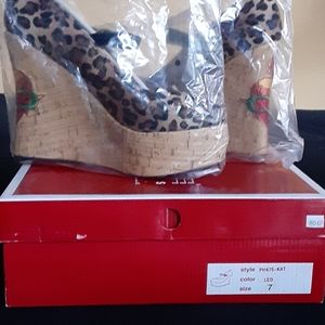 Penthouse by Ellie Platform Wedge